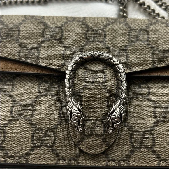 Gucci Dionysus GG Supreme Super Mini Bag in Canvas - Picture 4 of 16